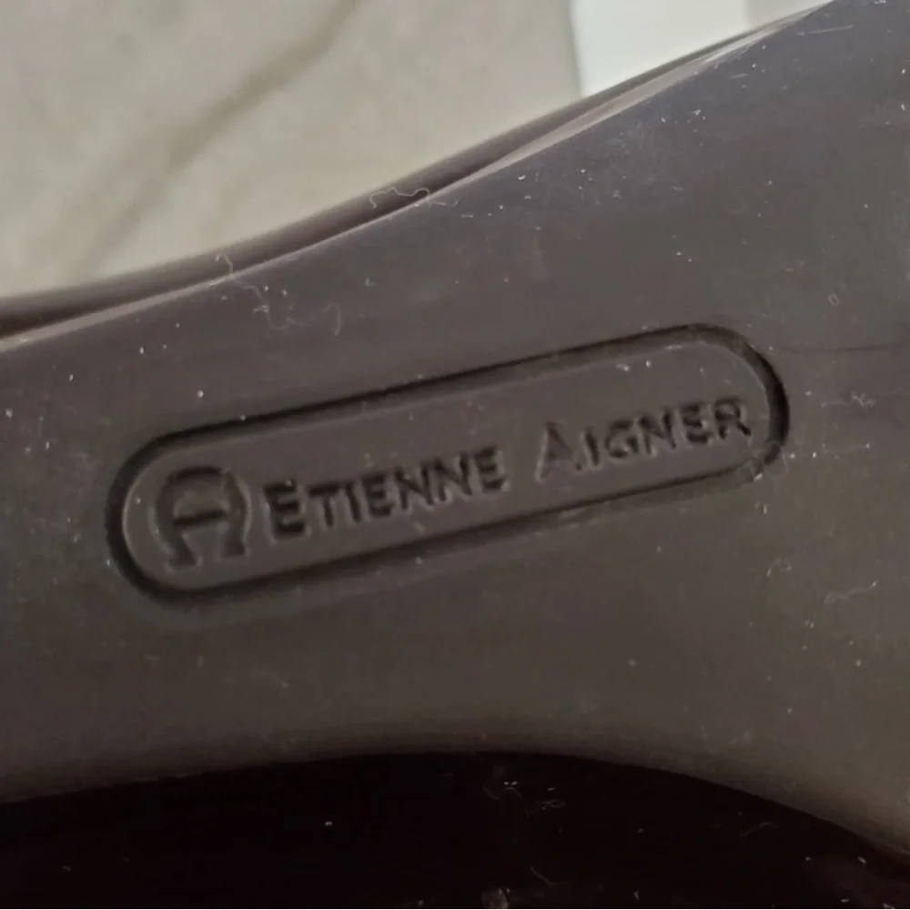 Etienne Aigner etienne aigner